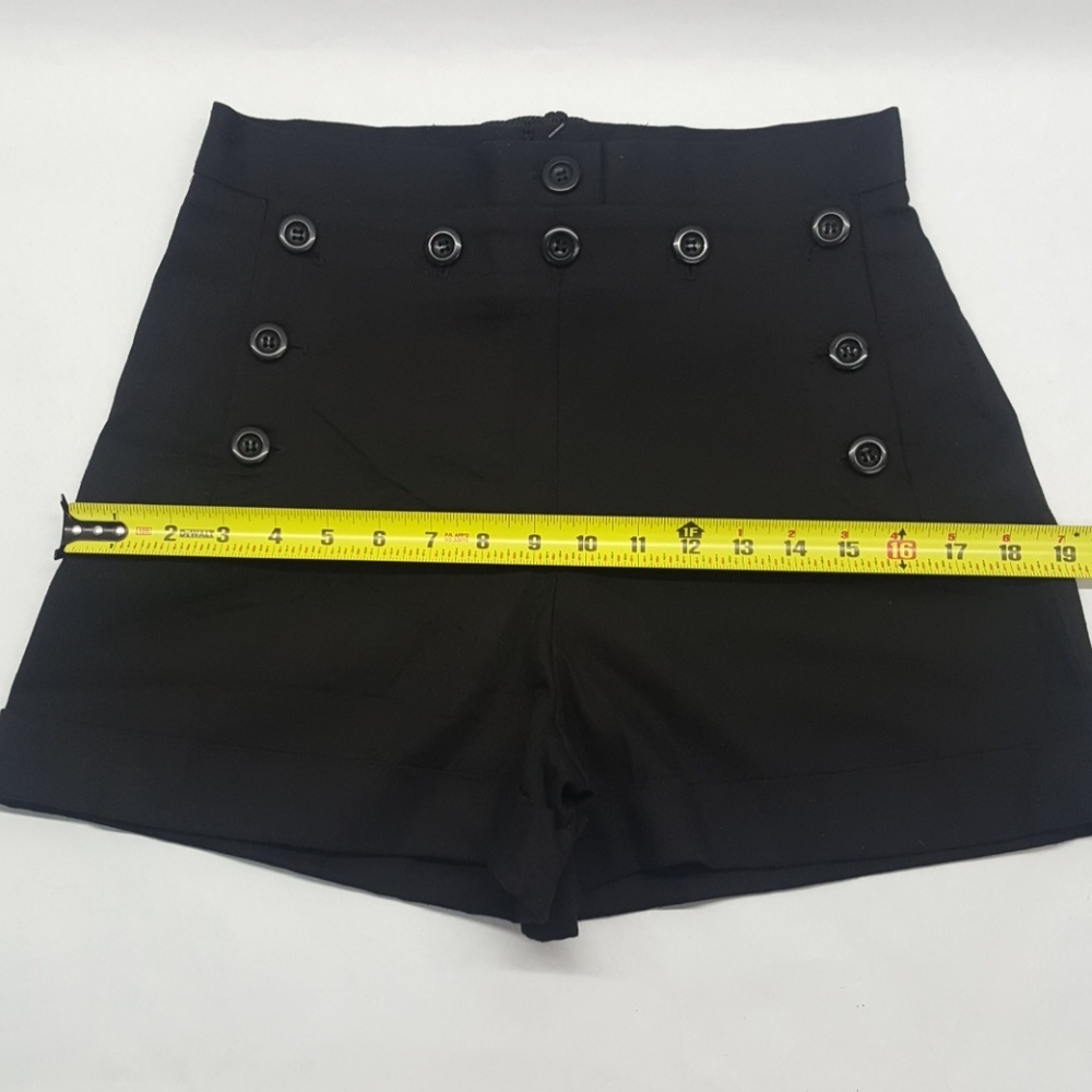 Cache High Waisted Nautical Style Shorts. - Picture 4 of 8